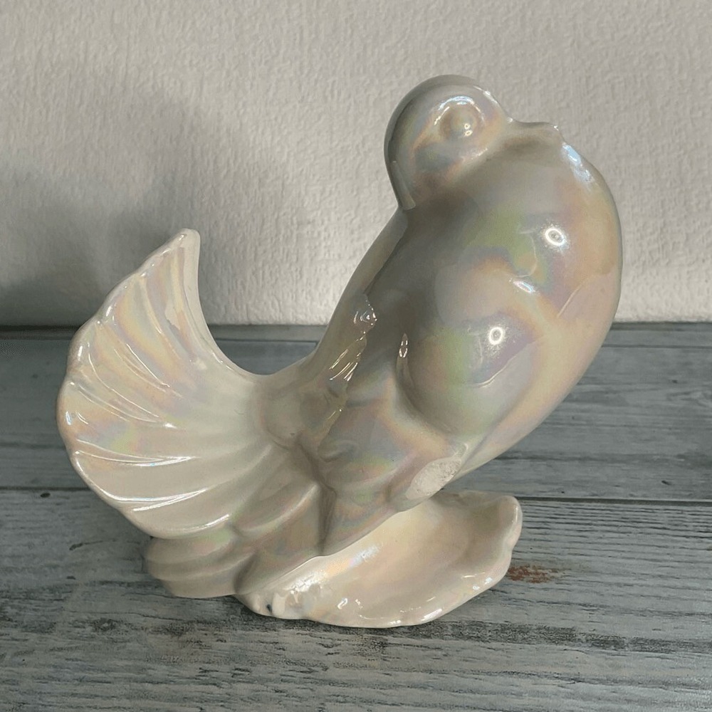 VTG Bird Pigeon Figurine White Dove w Mother of Pearls Glaze‎ 4.5" China Ceramic
